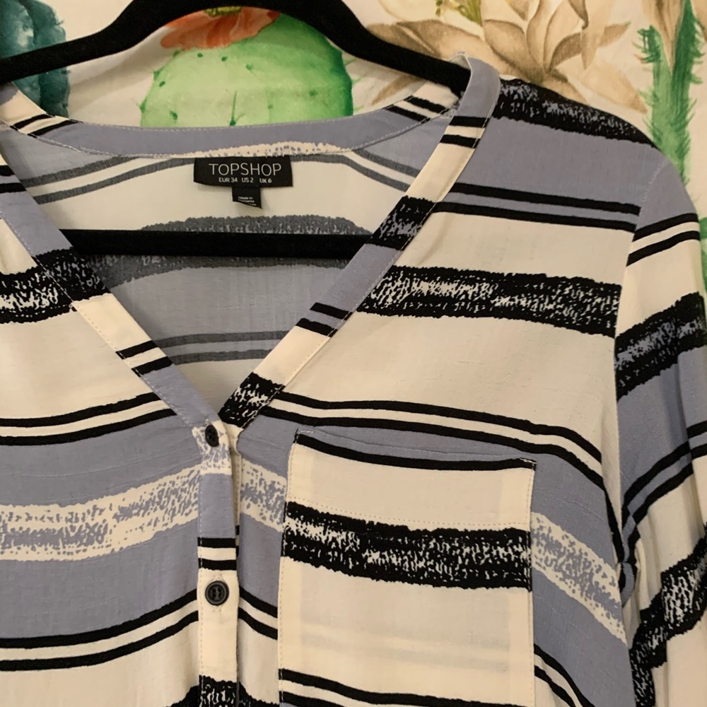 Topshop striped cropped button down